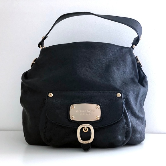 Michael Kors Handbags - Michael Kors Black Leather Bag